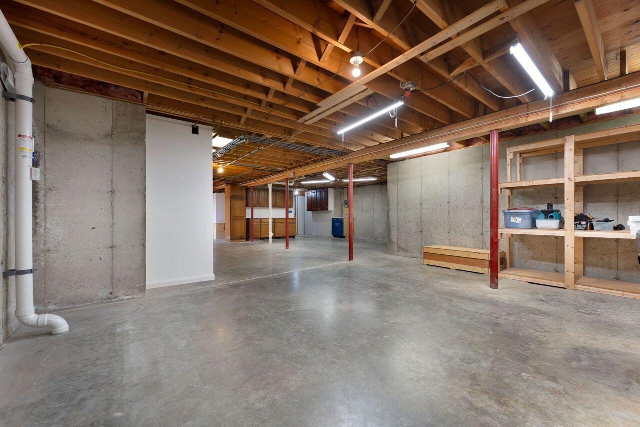 10 Beech Drive Brunswick ME 04011