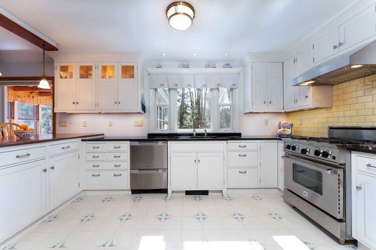 10 Beech Drive Brunswick ME 04011