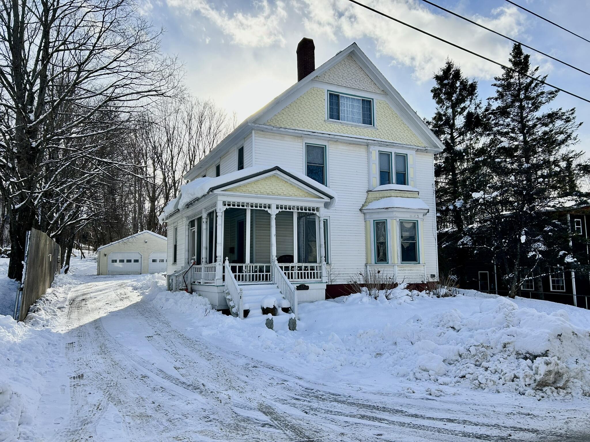 19 Maple Street Dexter ME 04930