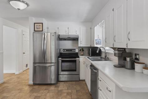 180 Yarmouth Road Gray ME 04039