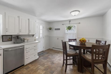 180 Yarmouth Road Gray ME 04039