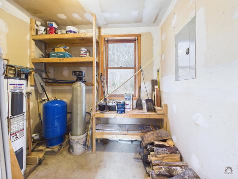 1818 Bangor Road Clinton ME 04927