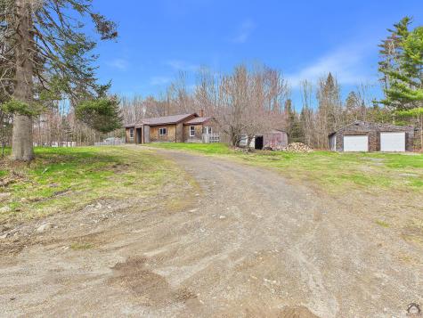 1818 Bangor Road Clinton ME 04927