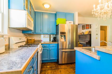 152 Oak Hill Road Auburn ME 04210