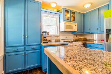 152 Oak Hill Road Auburn ME 04210