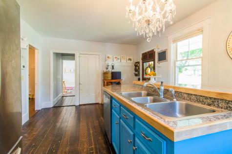 152 Oak Hill Road Auburn ME 04210