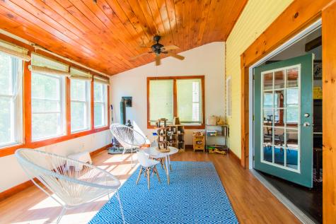 152 Oak Hill Road Auburn ME 04210