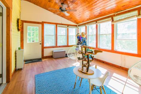 152 Oak Hill Road Auburn ME 04210