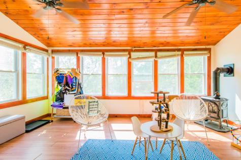 152 Oak Hill Road Auburn ME 04210