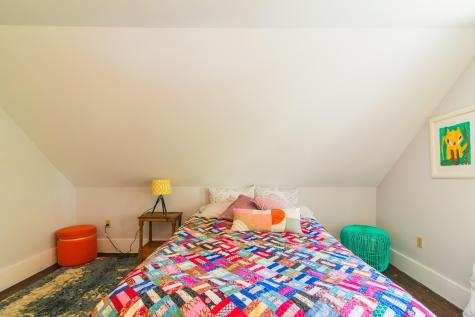 152 Oak Hill Road Auburn ME 04210