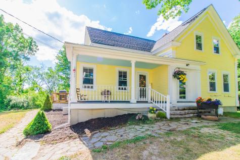 152 Oak Hill Road Auburn ME 04210