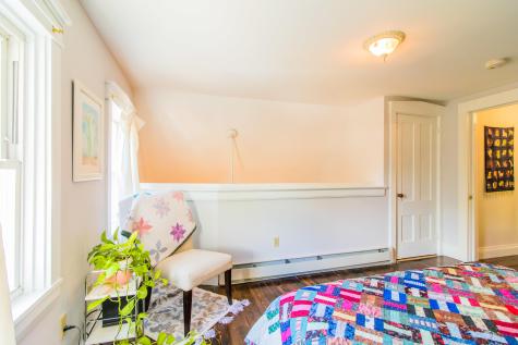 152 Oak Hill Road Auburn ME 04210