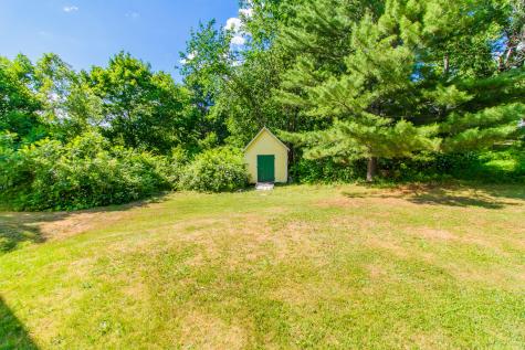 152 Oak Hill Road Auburn ME 04210