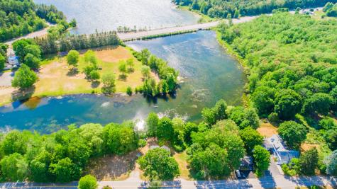 152 Oak Hill Road Auburn ME 04210