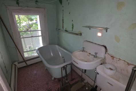 7 Forest Avenue Orono ME 04473