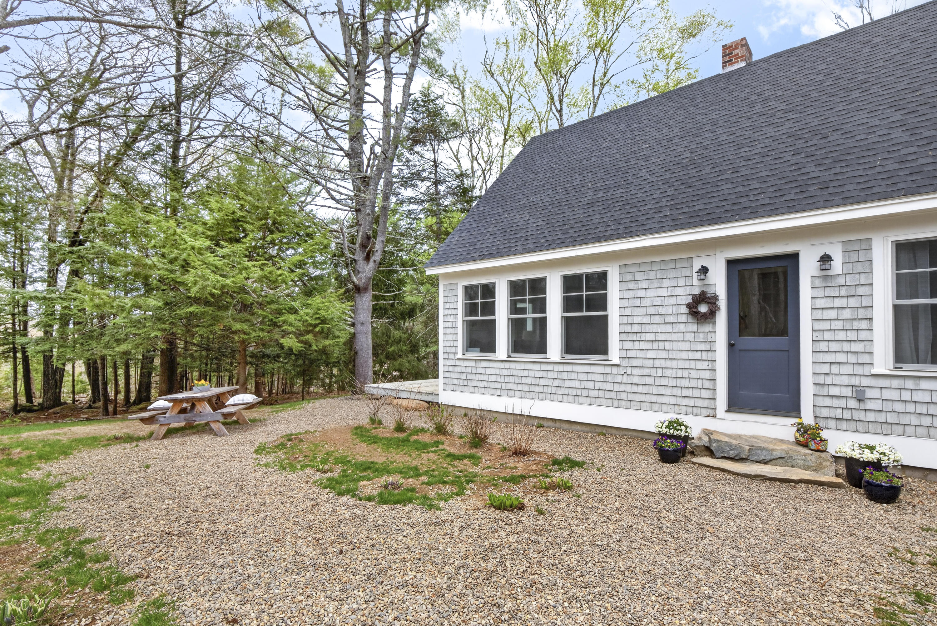 38 Thurlow Road Lincolnville ME 04849