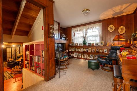 102 Connecticut Avenue Millinocket ME 04462