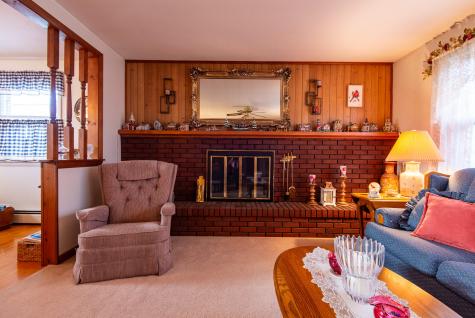 102 Connecticut Avenue Millinocket ME 04462