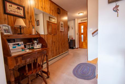 102 Connecticut Avenue Millinocket ME 04462