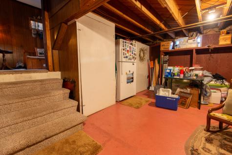 102 Connecticut Avenue Millinocket ME 04462