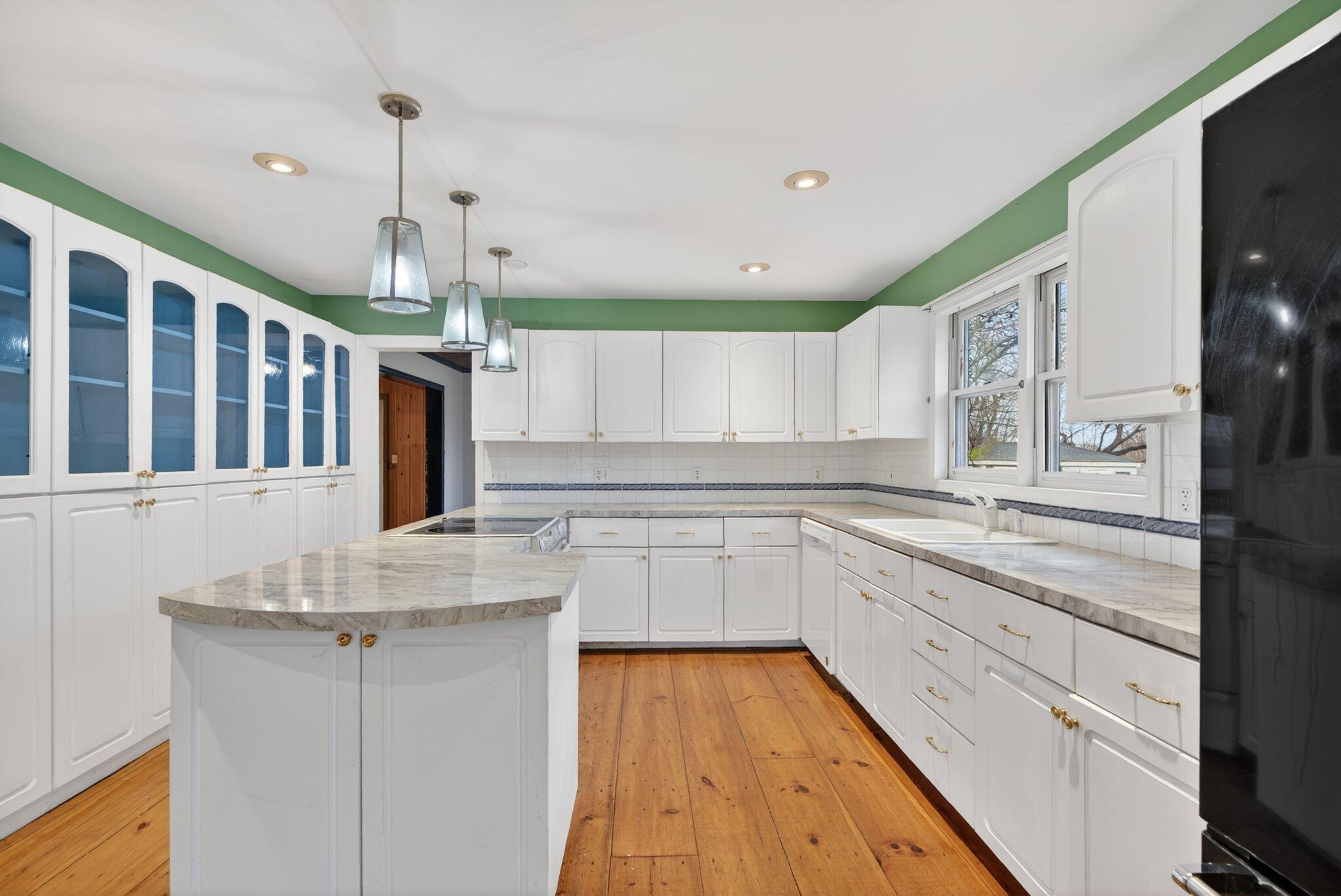 416 Drakes Island Road Wells ME 04090