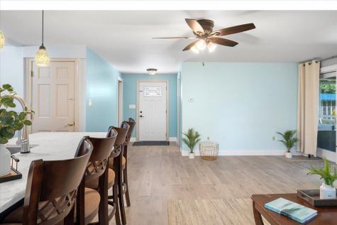42 Loring Avenue Auburn ME 04210