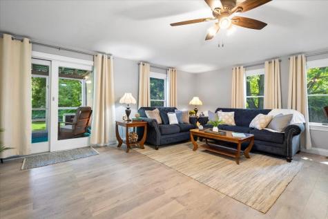 42 Loring Avenue Auburn ME 04210
