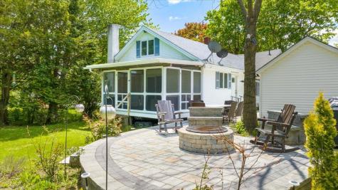 42 Loring Avenue Auburn ME 04210