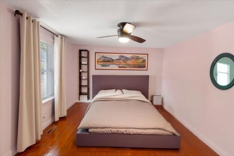 42 Loring Avenue Auburn ME 04210