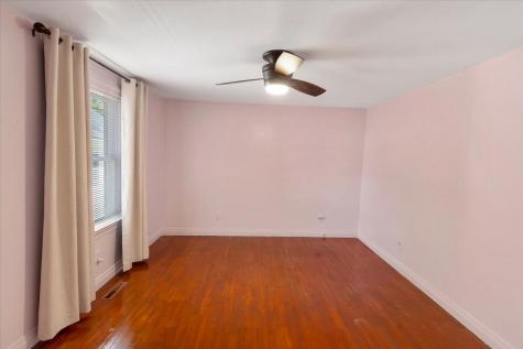 42 Loring Avenue Auburn ME 04210