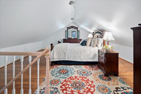 42 Loring Avenue Auburn ME 04210