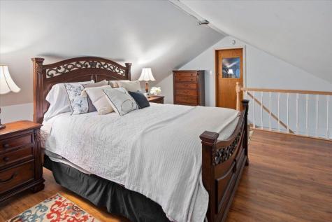 42 Loring Avenue Auburn ME 04210