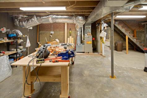 42 Loring Avenue Auburn ME 04210