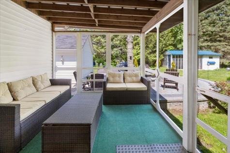 42 Loring Avenue Auburn ME 04210
