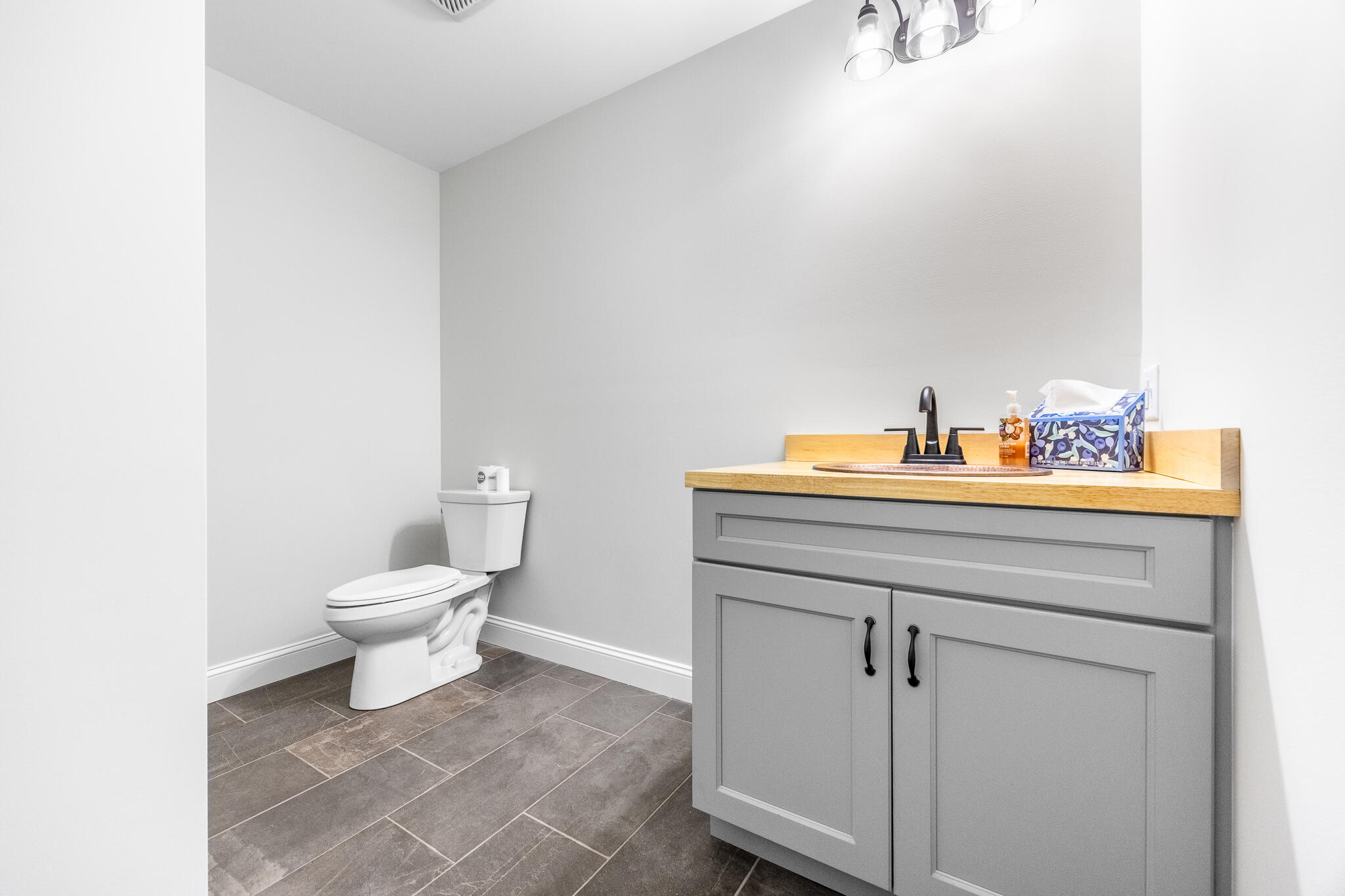 106 Amberside Drive Hermon ME 04401