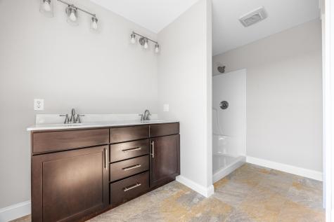 106 Amberside Drive Hermon ME 04401