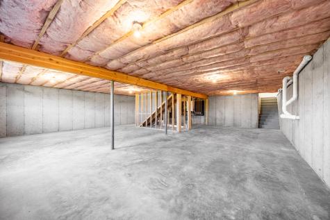 106 Amberside Drive Hermon ME 04401