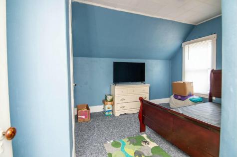 86 North Avenue Skowhegan ME 04976