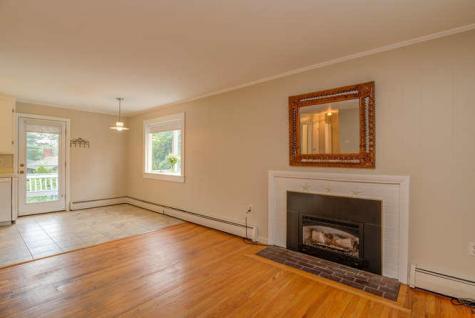 16 Birchwood Avenue Yarmouth ME 04096