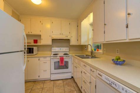 16 Birchwood Avenue Yarmouth ME 04096
