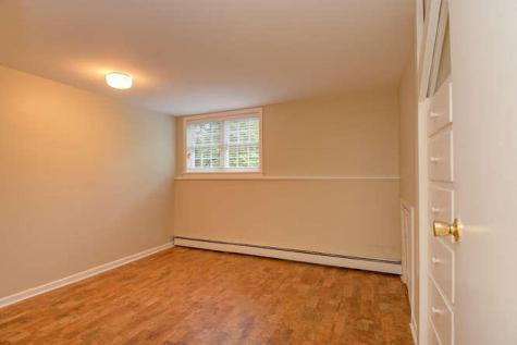 16 Birchwood Avenue Yarmouth ME 04096