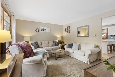 33 Sedgewood Drive Kennebunk ME 04043