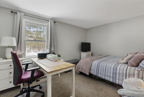 33 Sedgewood Drive Kennebunk ME 04043