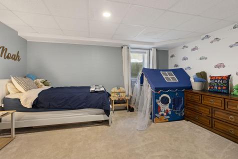 33 Sedgewood Drive Kennebunk ME 04043