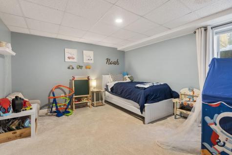 33 Sedgewood Drive Kennebunk ME 04043