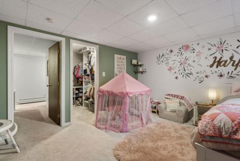 33 Sedgewood Drive Kennebunk ME 04043