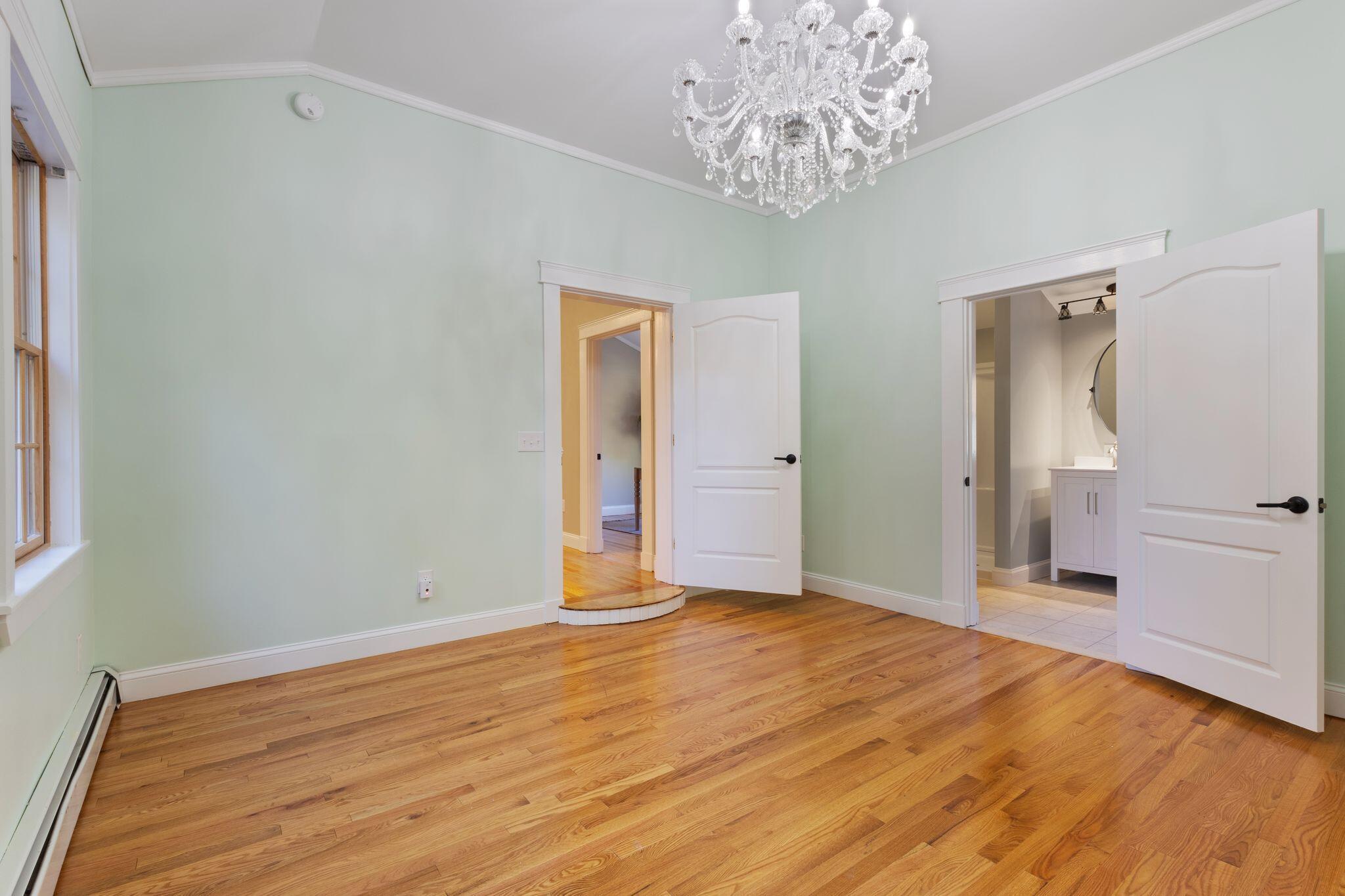 31 Old Blue Point Road Scarborough ME 04074