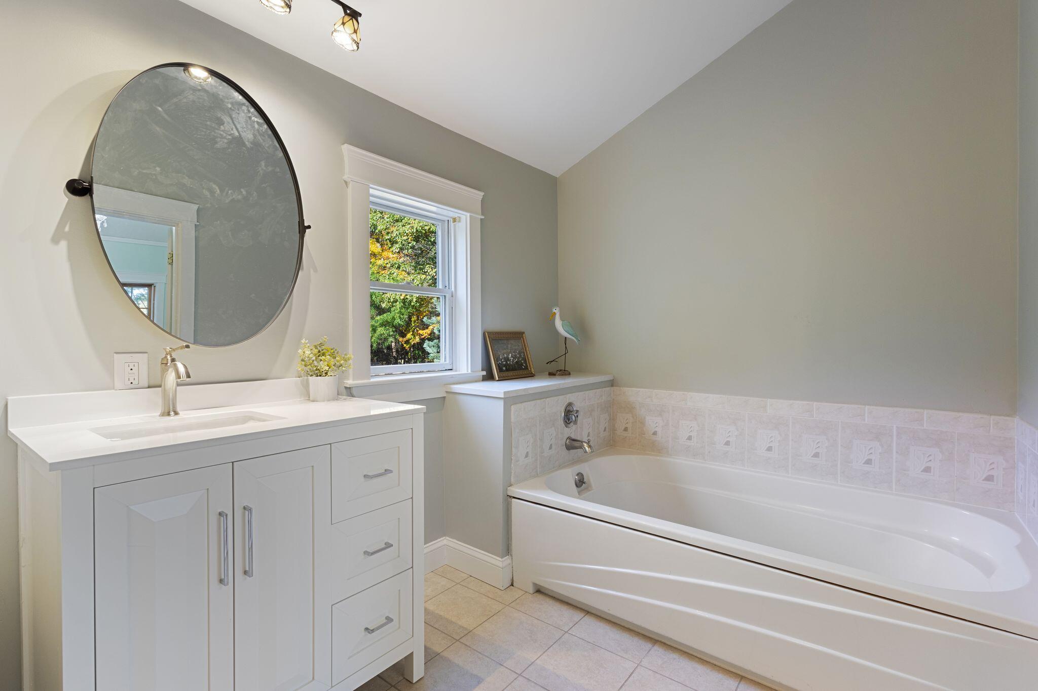 31 Old Blue Point Road Scarborough ME 04074