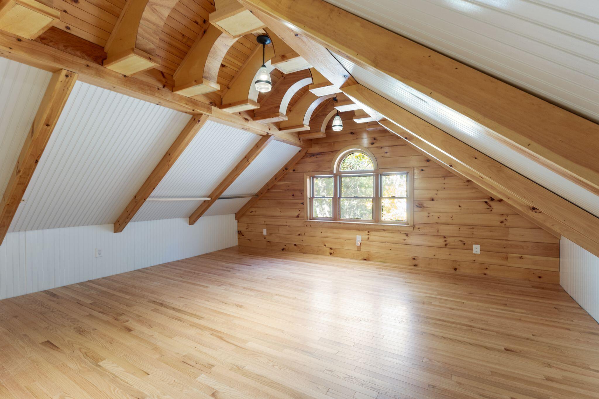 31 Old Blue Point Road Scarborough ME 04074