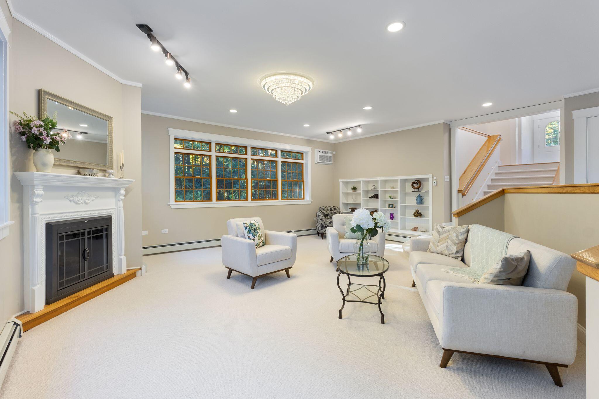 31 Old Blue Point Road Scarborough ME 04074